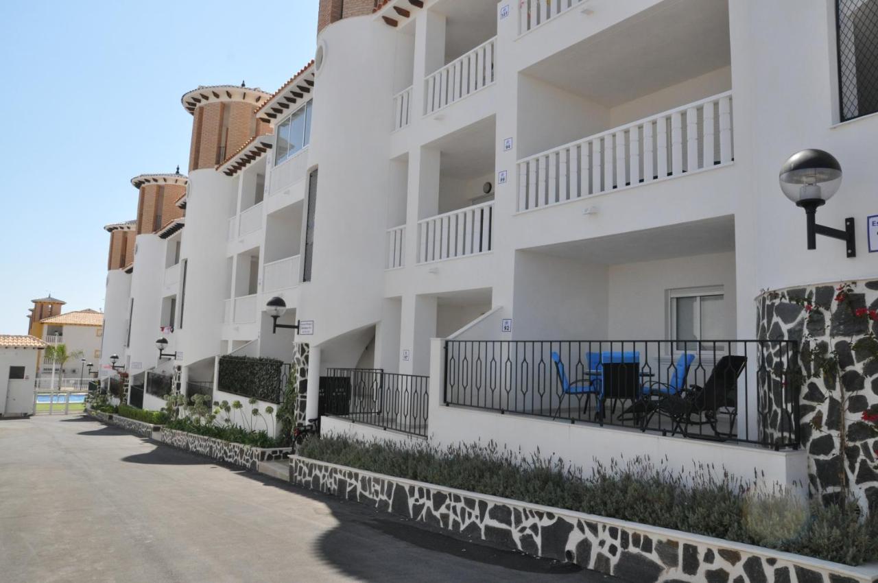 Residencial El Pinet Beach Apartment La Marina Exterior photo